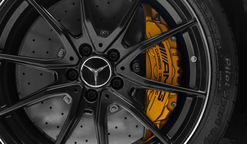 Mercedes-AMG SLS Black Series completo