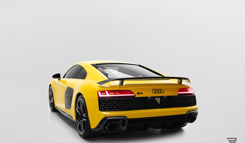 Audi R8 Performance completo