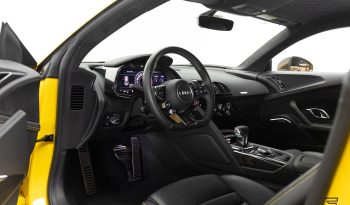 Audi R8 Performance completo