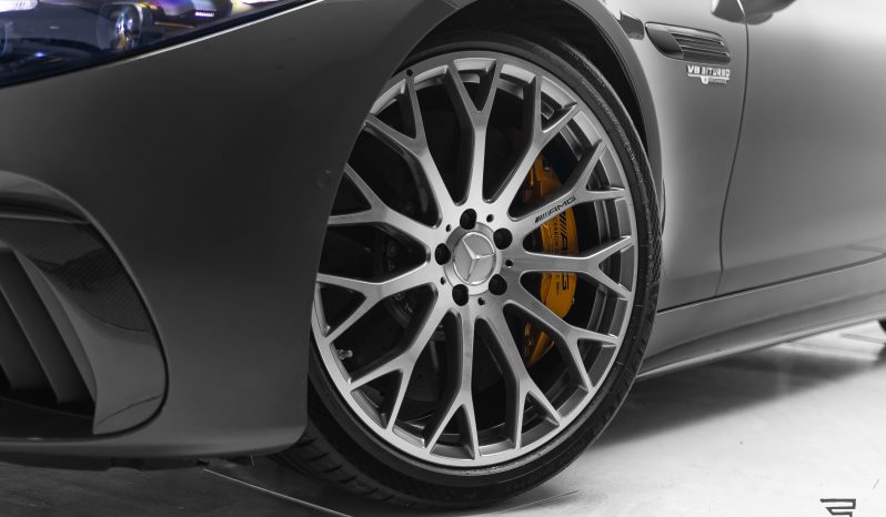 Mercedes-AMG SL63 S E-Performance completo