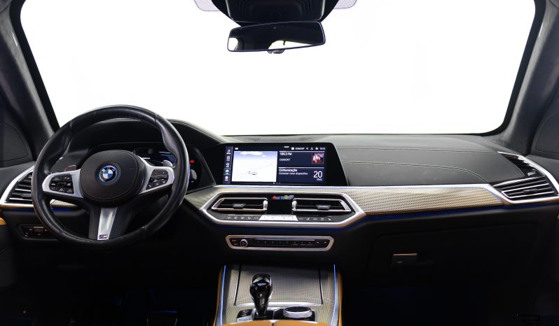 BMW X5 45e M Sport completo