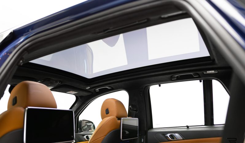 BMW X5 45e M Sport completo