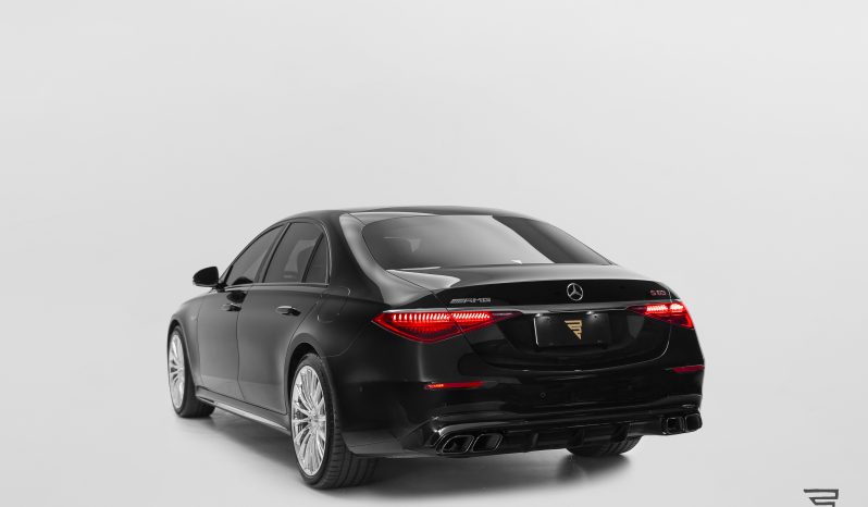 Mercedes-AMG S63 E-Performance completo