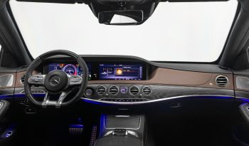 Mercedes-AMG S63 L completo