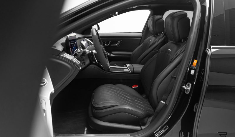 Mercedes-AMG S63 E-Performance completo