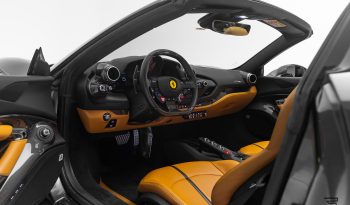 Ferrari F8 Spider completo