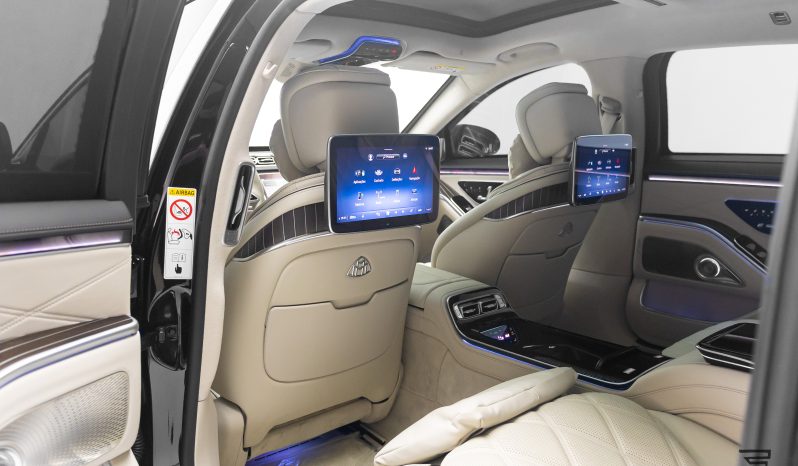 Mercedes-Maybach S580 E completo