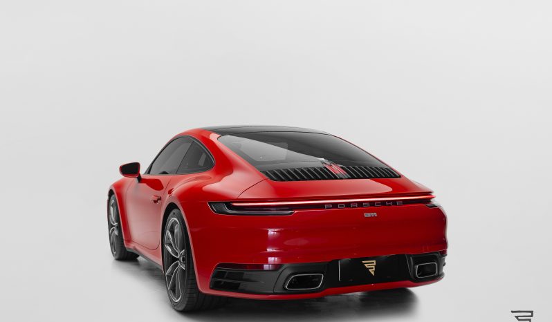 Porsche 911 Carrera completo
