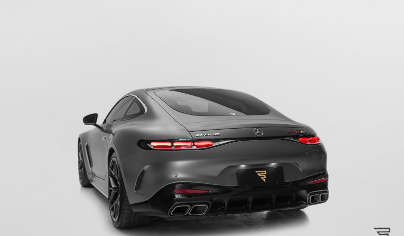 Mercedes-AMG GT63s Coupe E-Performance completo