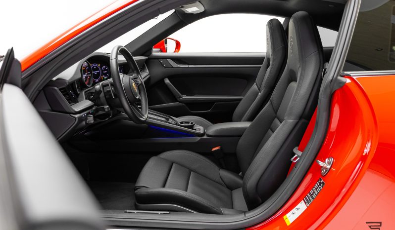 Porsche 911 Carrera completo