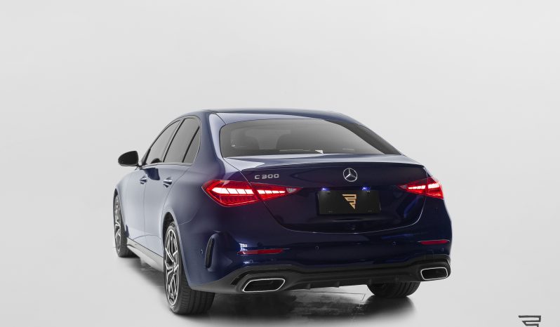 Mercedes Benz C300 AMG Line completo