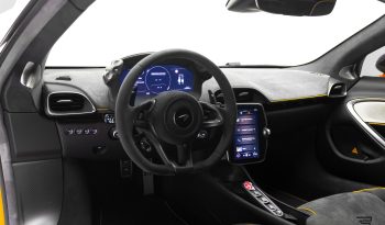 McLaren Artura completo