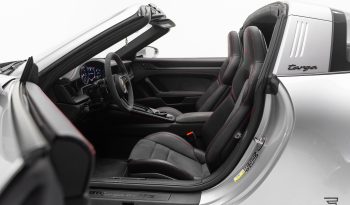 Porsche 911 Targa 4 GTS completo