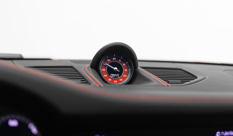Porsche 911 Turbo S completo