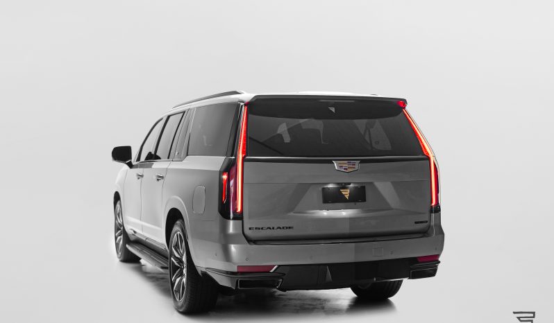 Cadillac Escalade ESV Sport completo