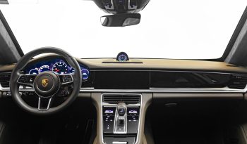 Porsche Panamera Turbo Sport Turismo completo