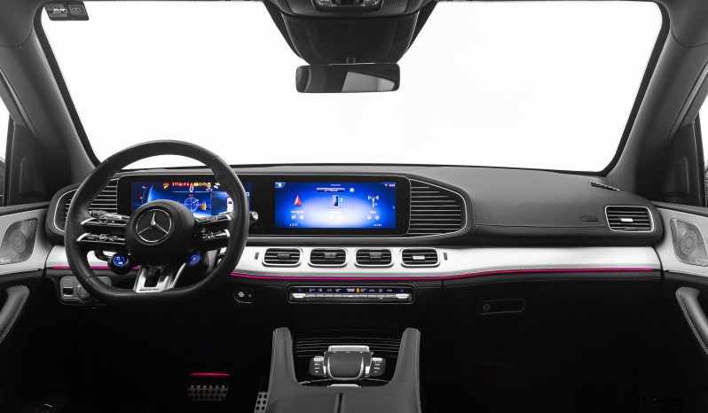 Mercedes-AMG GLE 53 completo