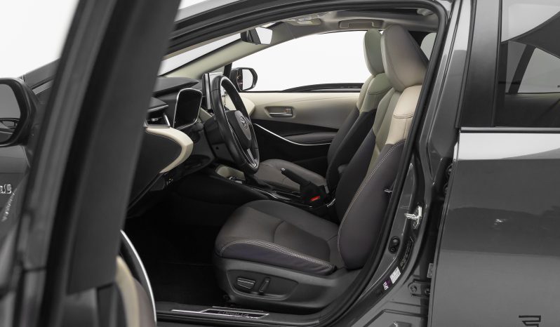 Toyota Corolla Altis Premium E-Hybrid completo