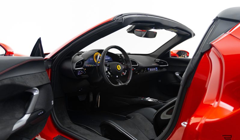 Ferrari 296 GTS completo