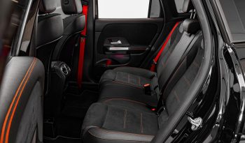 Mercedes-AMG GLA 35 completo