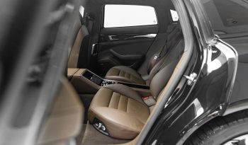 Porsche Panamera Turbo Sport Turismo completo