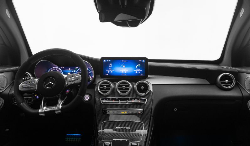 Mercedes-AMG GLC 63s Coupe completo