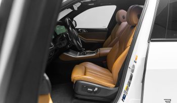 BMW X5 45e M Sport completo
