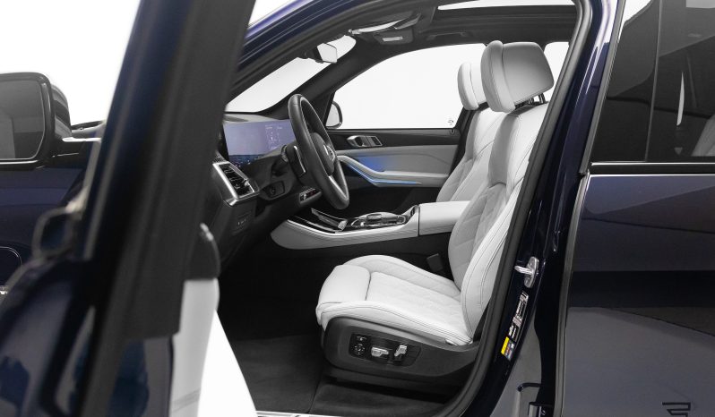 BMW X5 50e M Sport completo