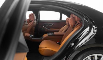 Mercedes Benz S580e completo