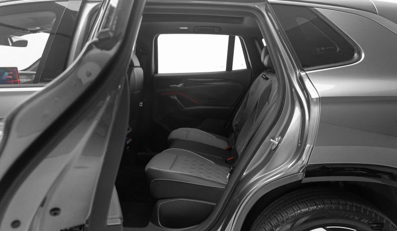 Volkswagen Tiguan R-Line completo