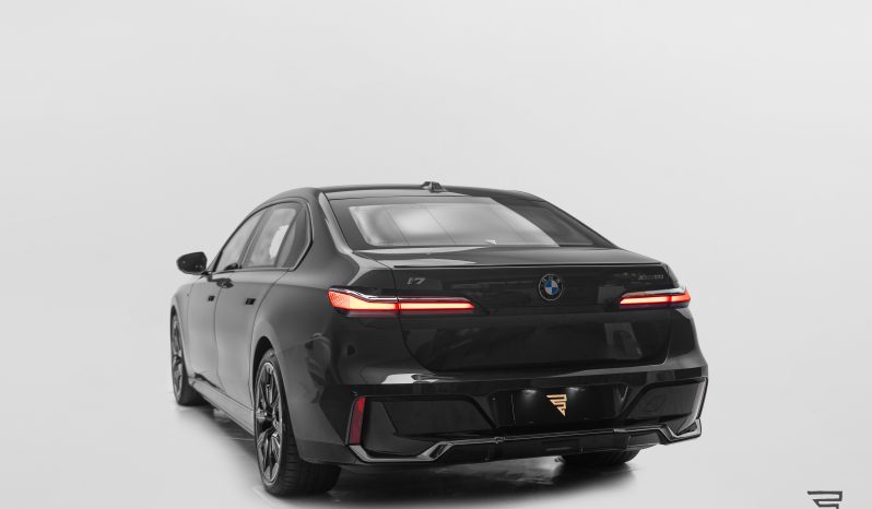 BMW i7 xDrive60 M Sport completo
