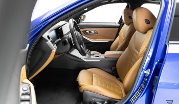 BMW 330i M Sport completo